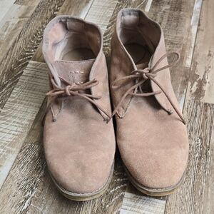 Calvin Klein Jeans Men's Chukka Boots in Tan Suede